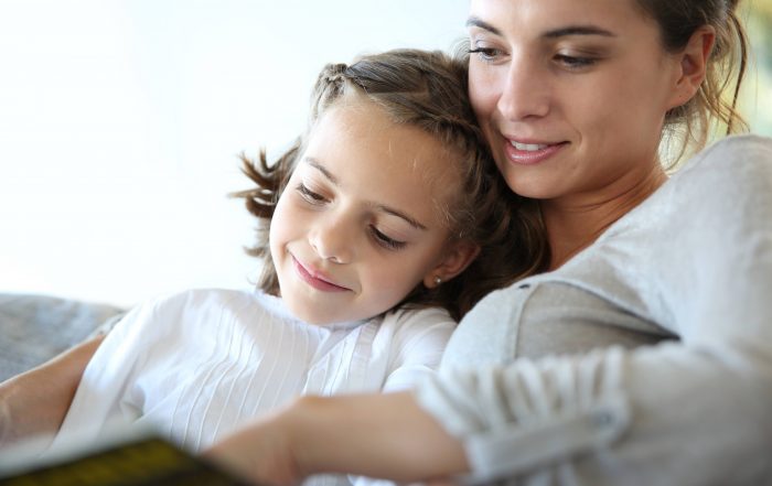 5 Solid Money-Saving Tips for the Savvy Single Mom